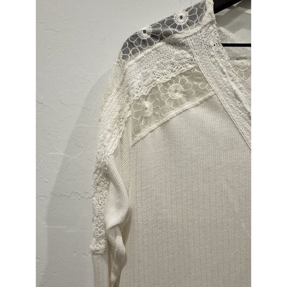 Free People Lola Long Sleeve Knit Lace Shirt Lace Womens Size XS Oversized Ivory - Picture 8 of 14